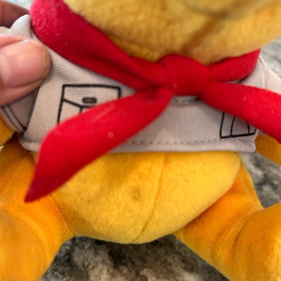 VINTAGE McDonald's Hong Kong happy meal Winnie the Pooh (slight wear/GUC) - Picture 2 of 6